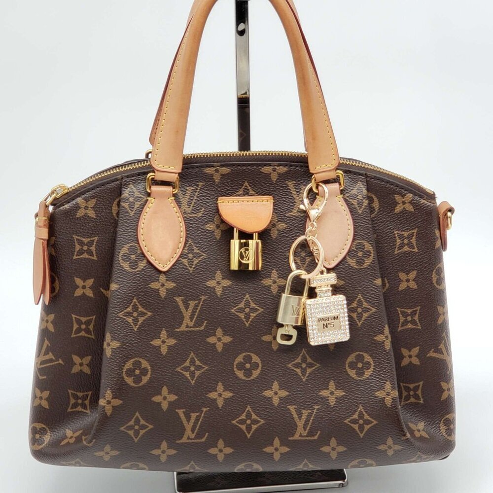 Louis Vuitton Gold Lock 🔒 Authentic LV Key + Unbranded N5 Bottle Bag Charm - Picture 2 of 7